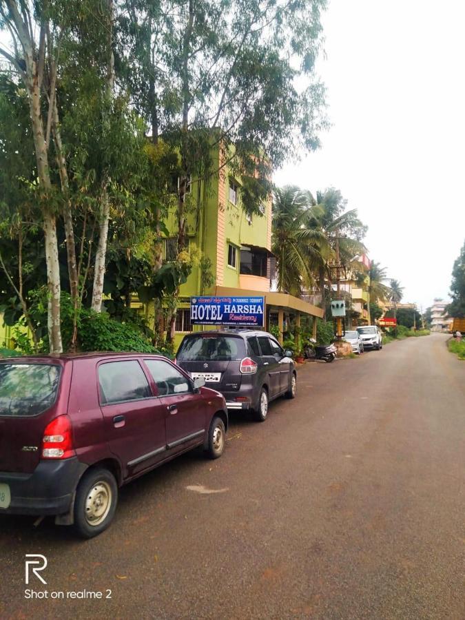 Oyo 75854 Hotel Harsha Residency Bangalore Dış mekan fotoğraf