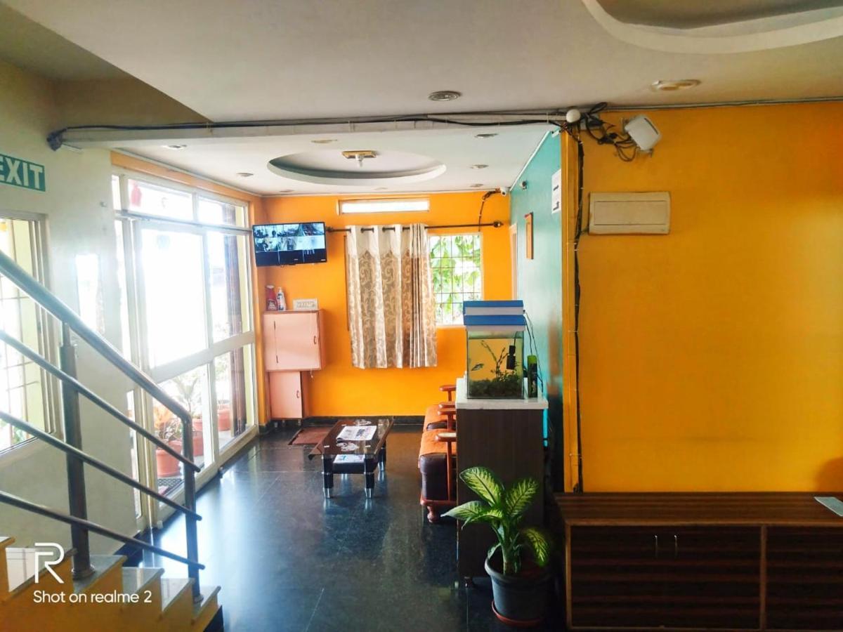 Oyo 75854 Hotel Harsha Residency Bangalore Dış mekan fotoğraf