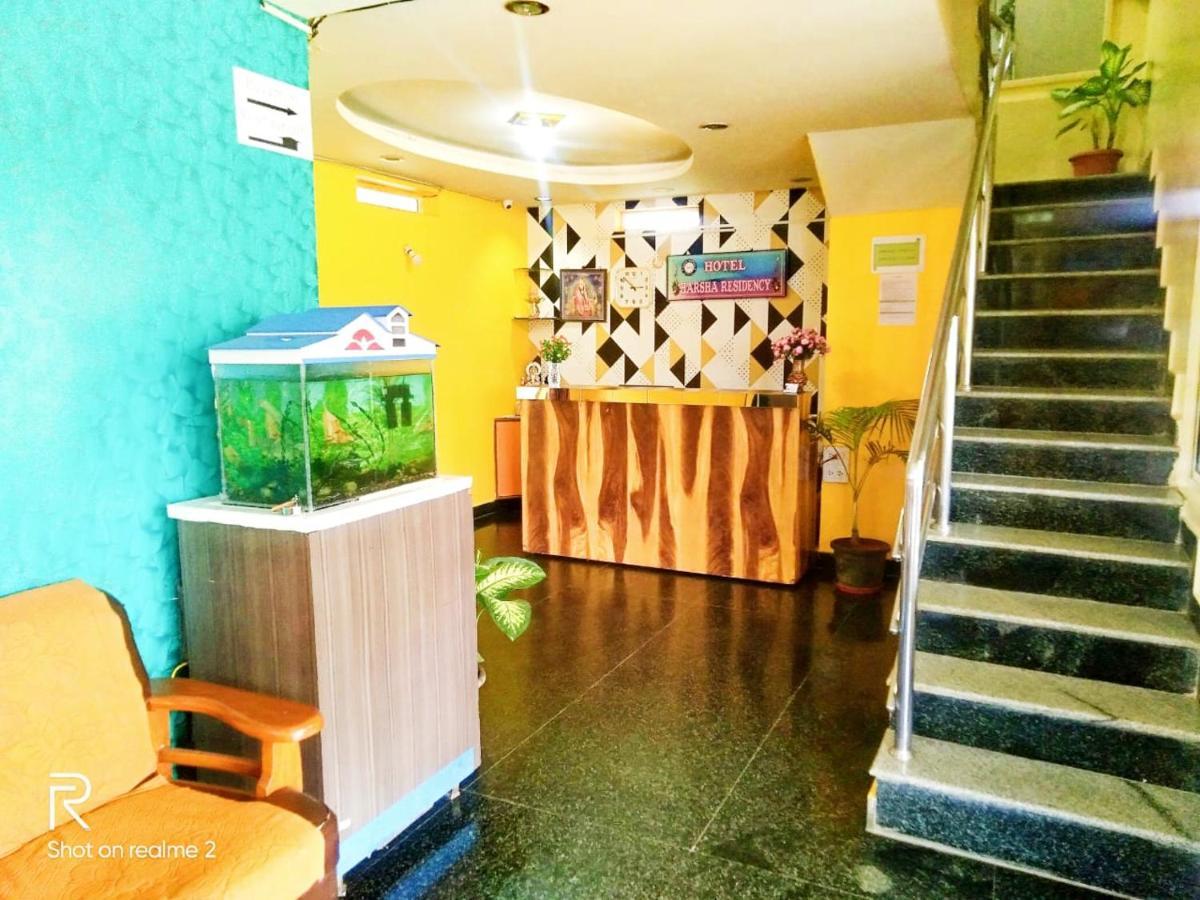 Oyo 75854 Hotel Harsha Residency Bangalore Dış mekan fotoğraf